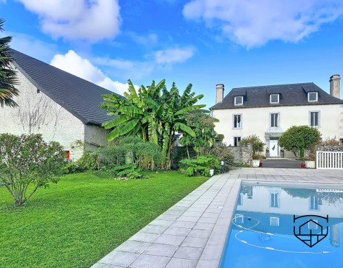 maison  NAY