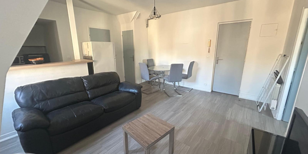 appartement à PAU (64000)