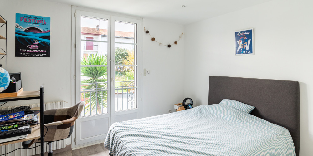 maison à CIBOURE (64500)