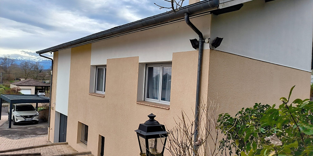 maison à NAY (64800)