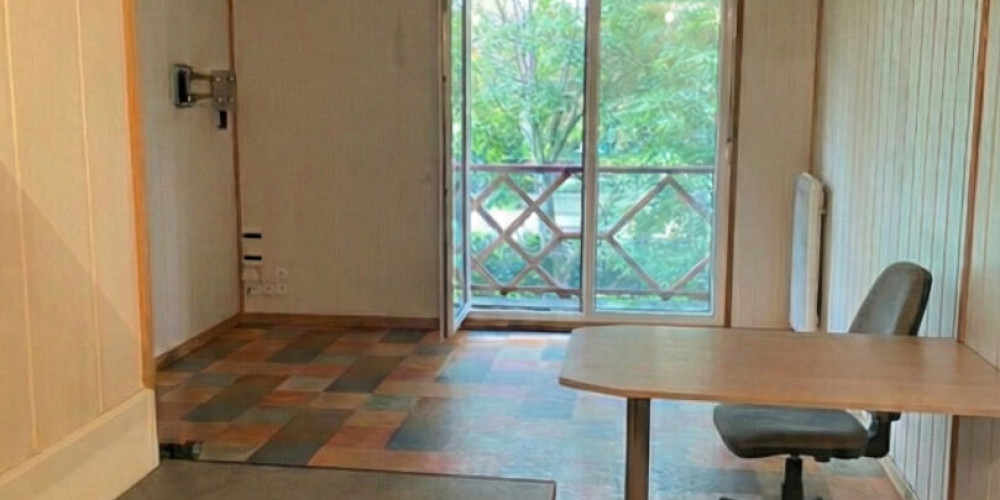 appartement à PAU (64000)