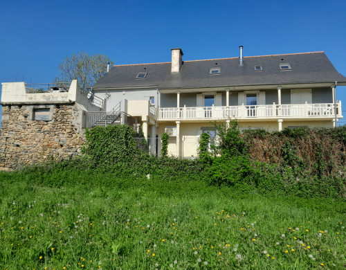 maison  POUEYFERRE