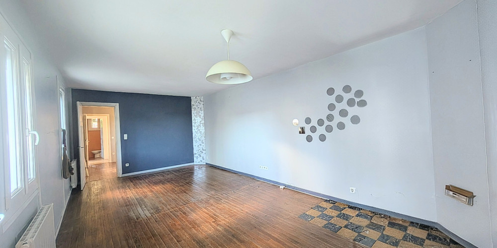 maison à AUREILHAN (65800)