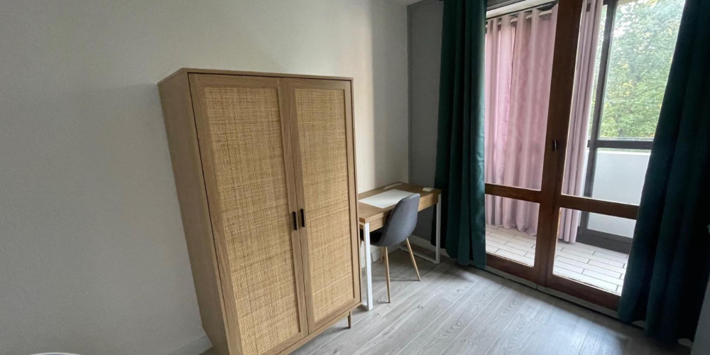 appartement à PAU (64000)