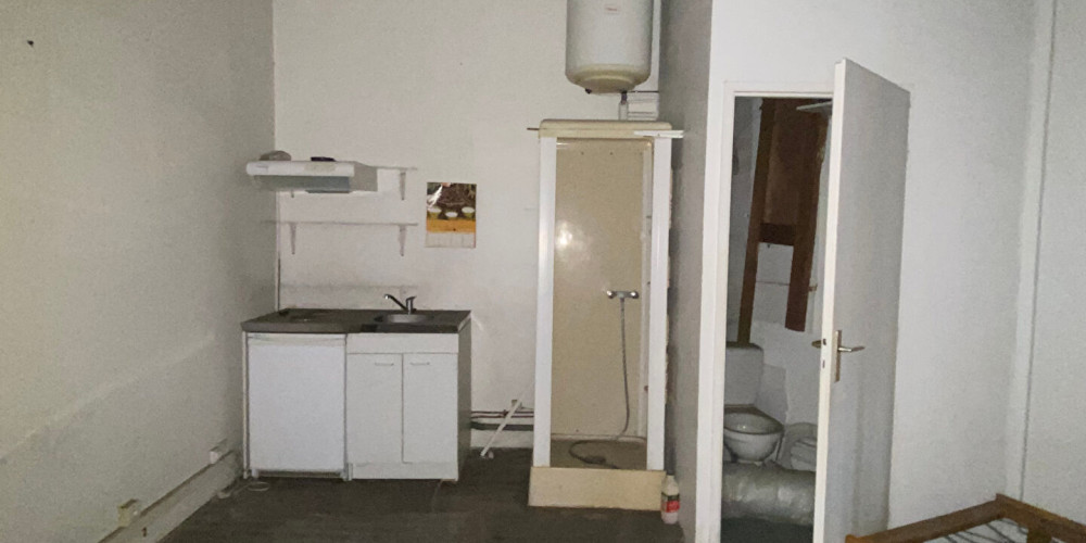appartement à PAU (64000)
