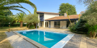 maison à BASSUSSARRY (64200)