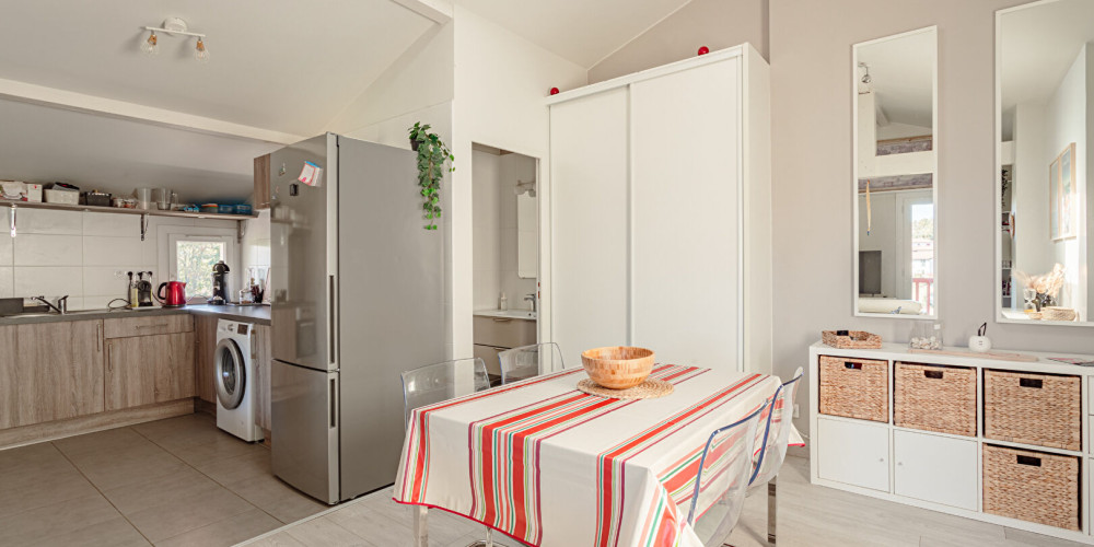 appartement à ST PEE SUR NIVELLE (64310)