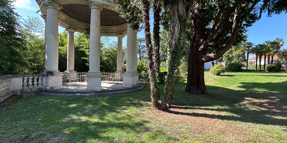 appartement à PAU (64000)