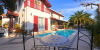 maison à ST PEE SUR NIVELLE (64310)