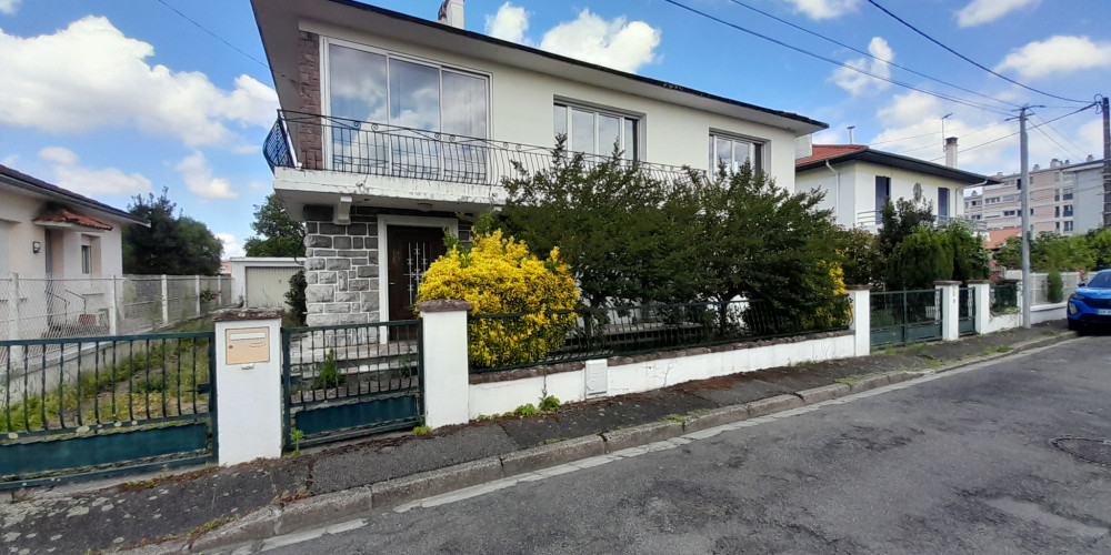 maison à LOURDES (65100)