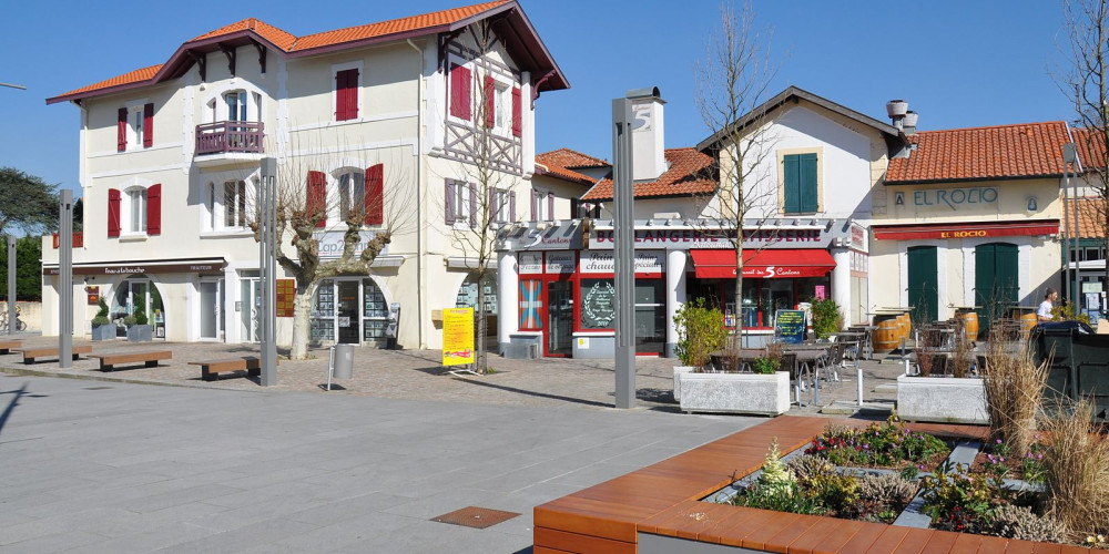 parking à ANGLET (64600)