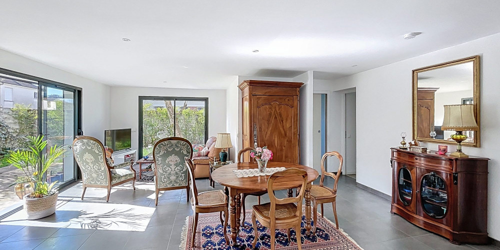 appartement à LONS (64140)