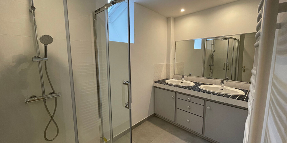 appartement à PAU (64000)