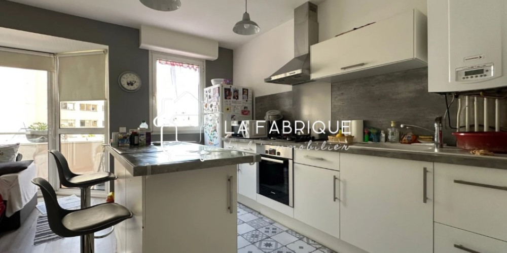 appartement à PAU (64000)