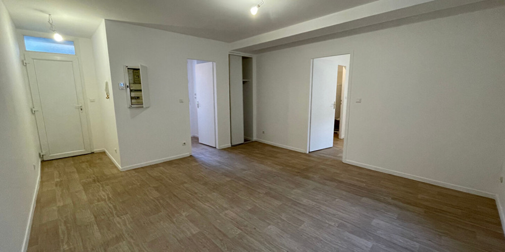 appartement à PAU (64000)