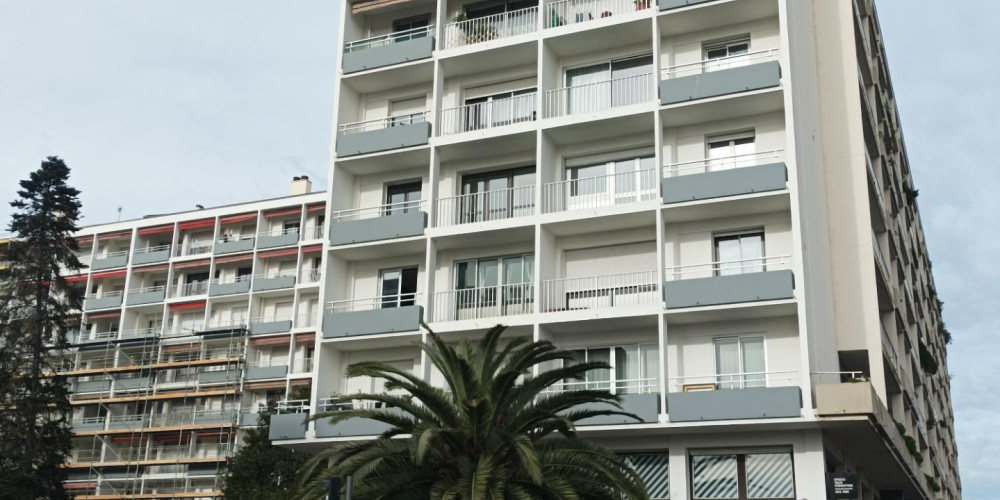 parking à BAYONNE (64100)