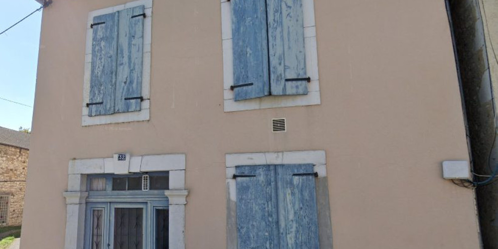 immeuble à GAN (64290)