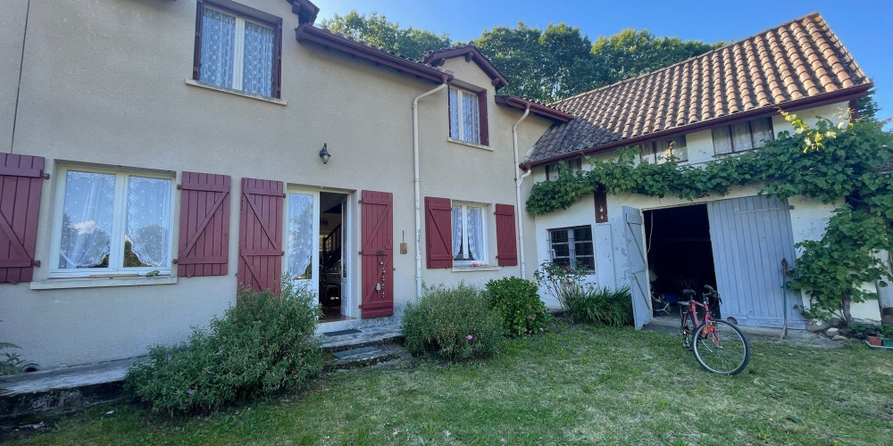 maison à GARLIN (64330)