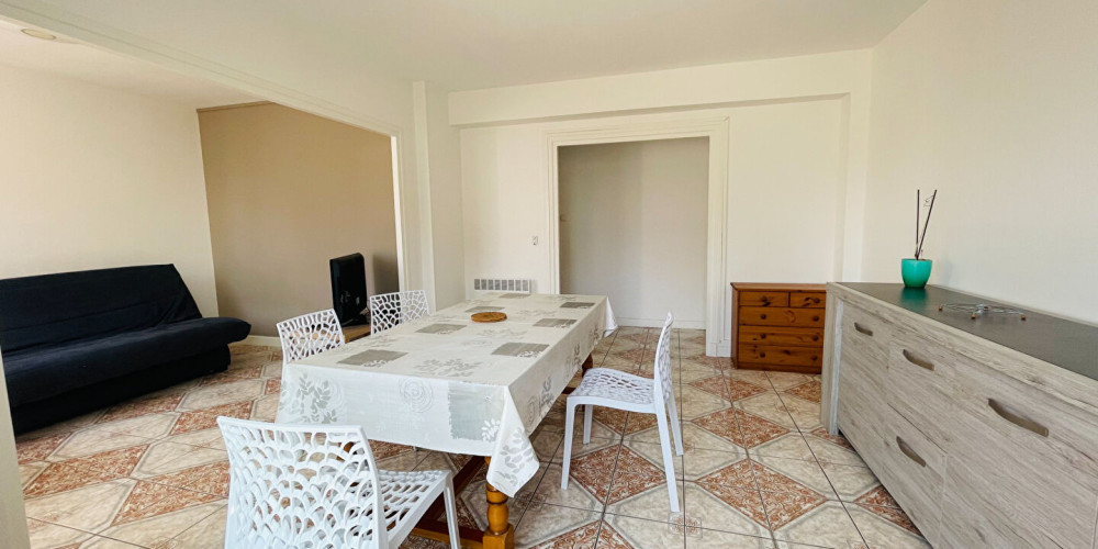 appartement à PAU (64000)