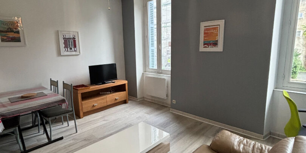 appartement à PAU (64000)