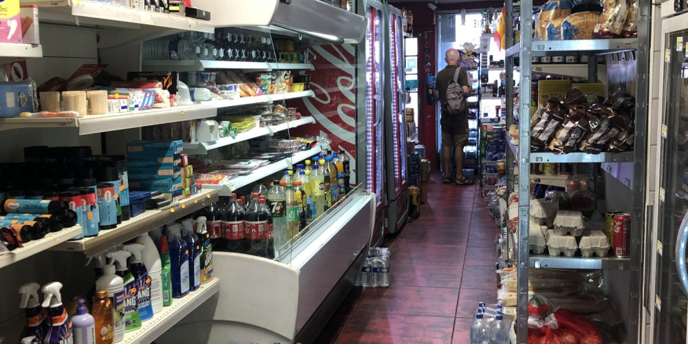 local commercial à SEMEAC (65600)