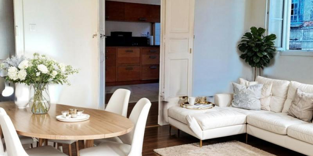 appartement à NAY (64800)