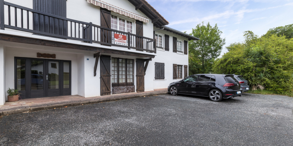 appartement à URRUGNE (64122)