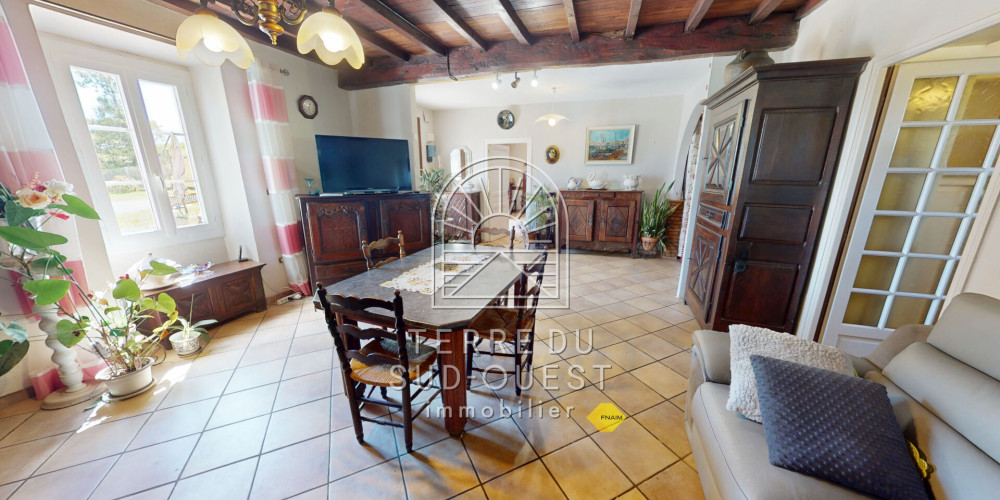 maison à PIETS PLASENCE MOUSTROU (64410)