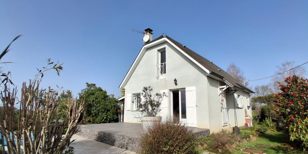 maison à LUC (65190)