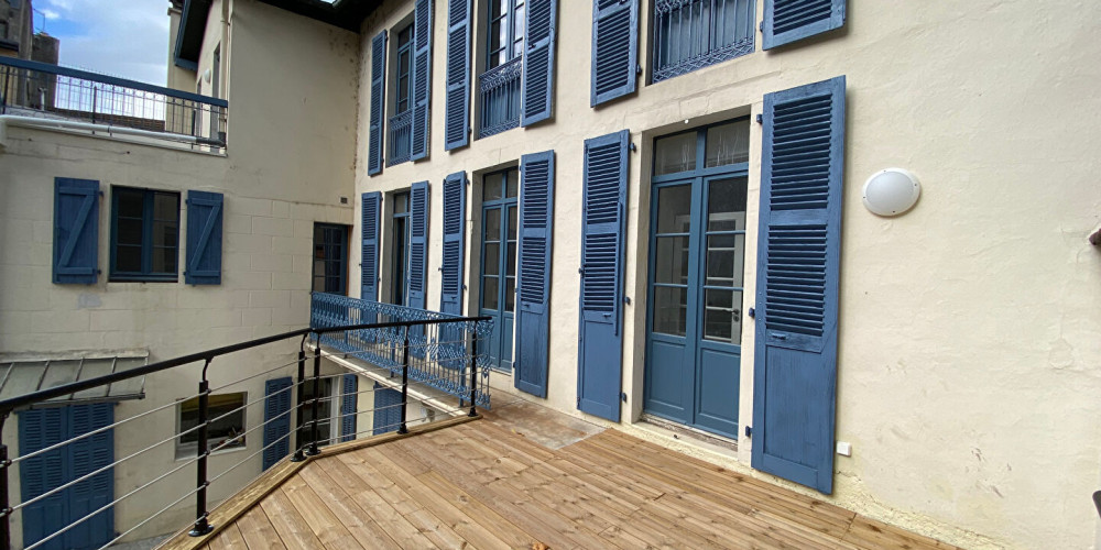 appartement à PAU (64000)