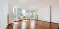 appartement à NAY (64800)