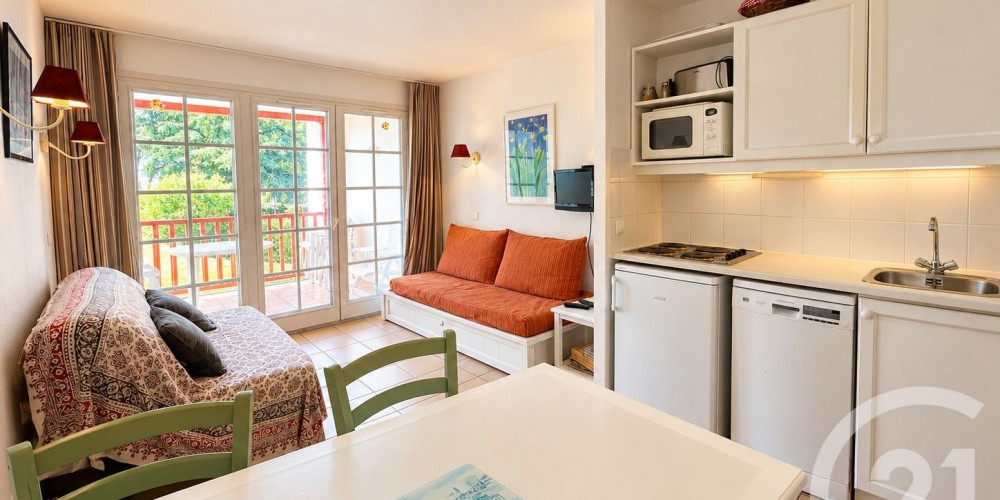 appartement à URRUGNE (64122)