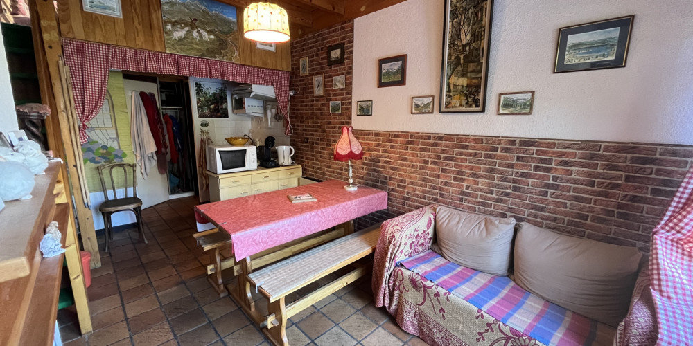 maison à VIELLA (65120)