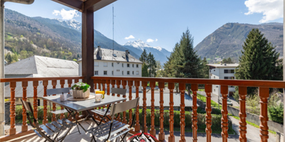 appartement à ST LARY SOULAN (65170)