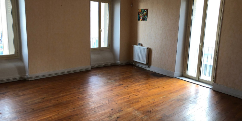 appartement à LANNEMEZAN (65300)