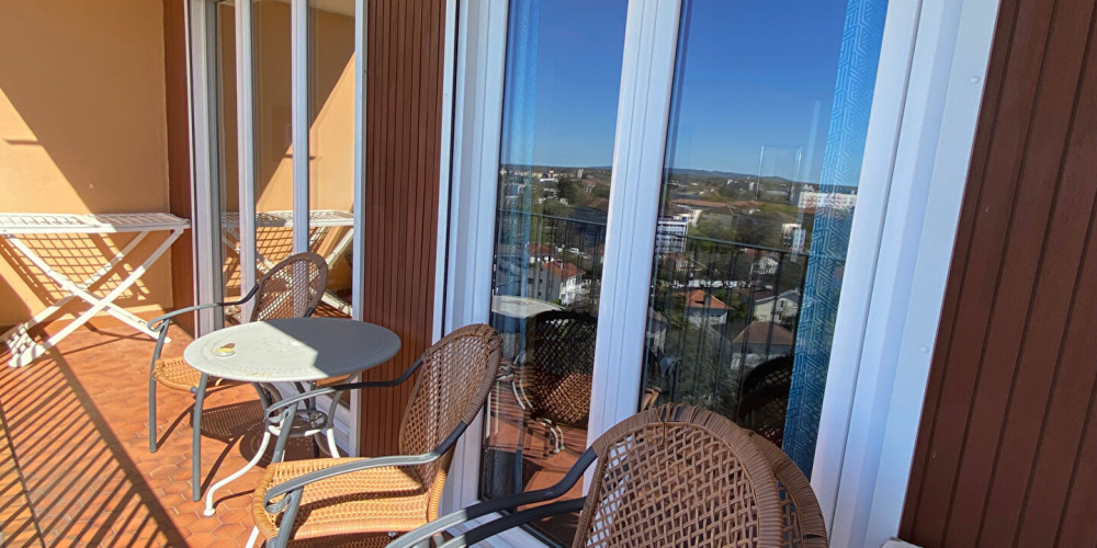 appartement à PAU (64000)