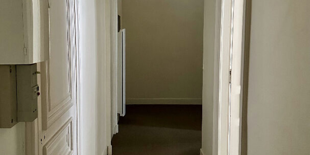 appartement à PAU (64000)