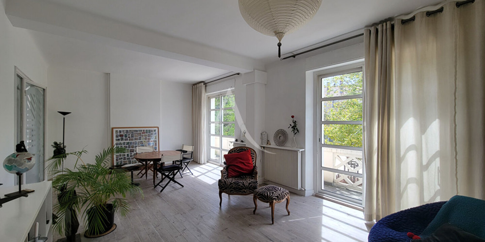 appartement à PAU (64000)