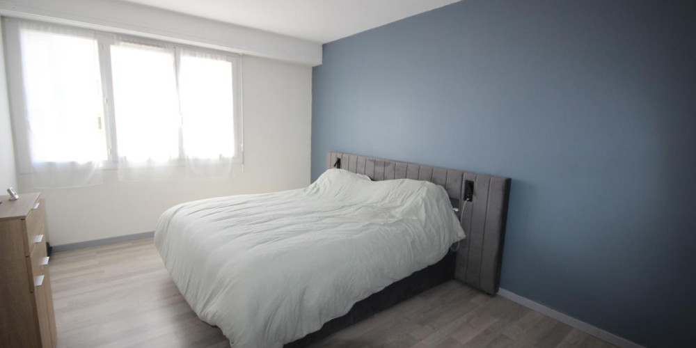 appartement à PAU (64000)