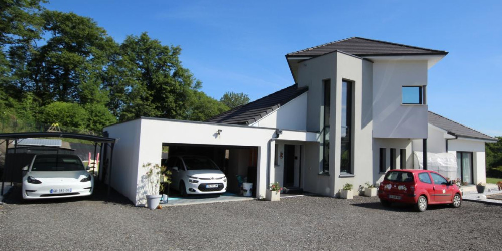 maison à THEZE (64450)