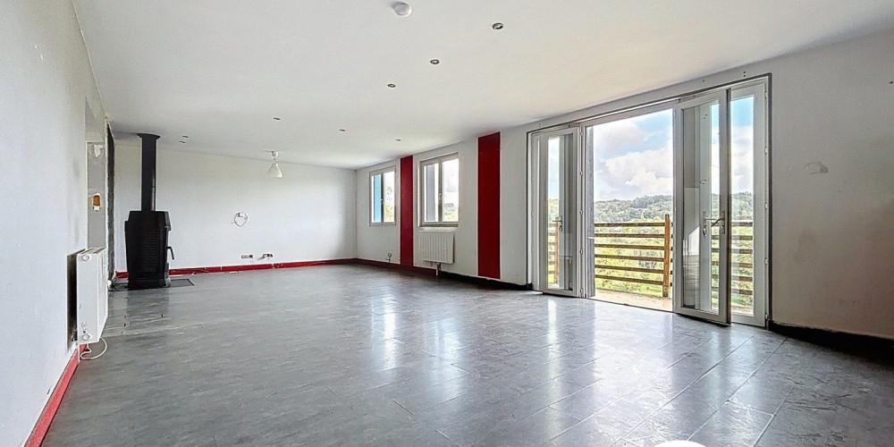 maison à POUEYFERRE (65100)