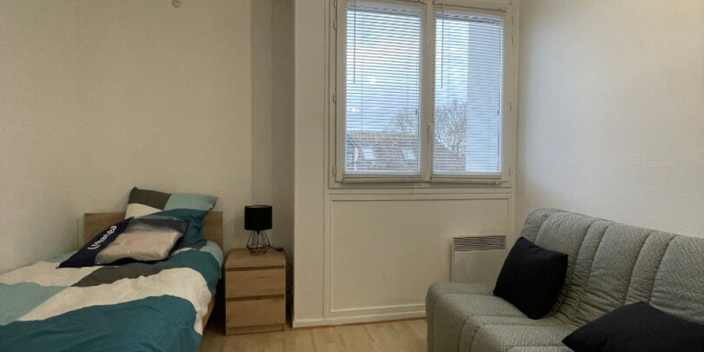 appartement à PAU (64000)