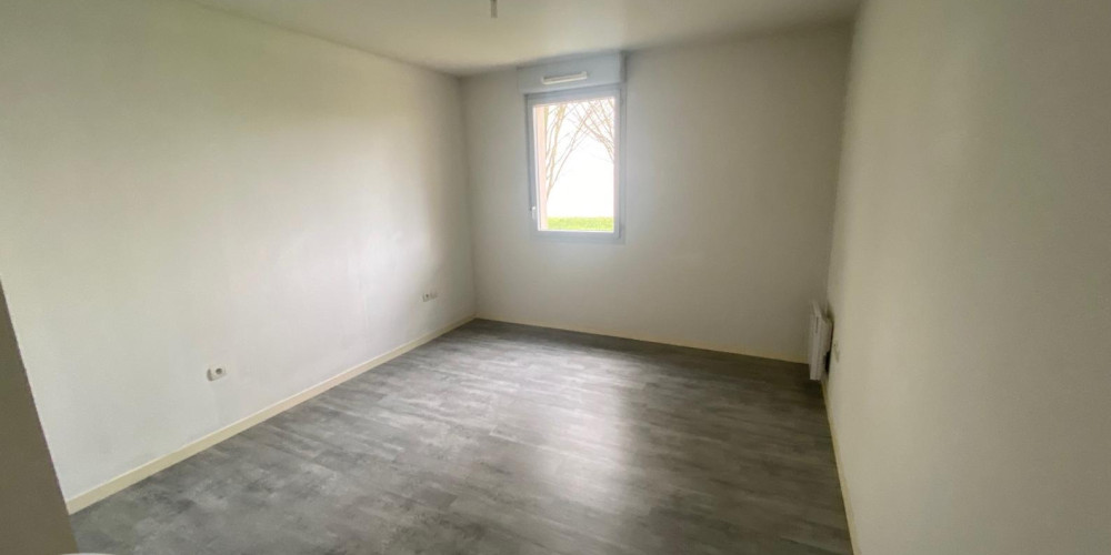 appartement à LONS (64140)