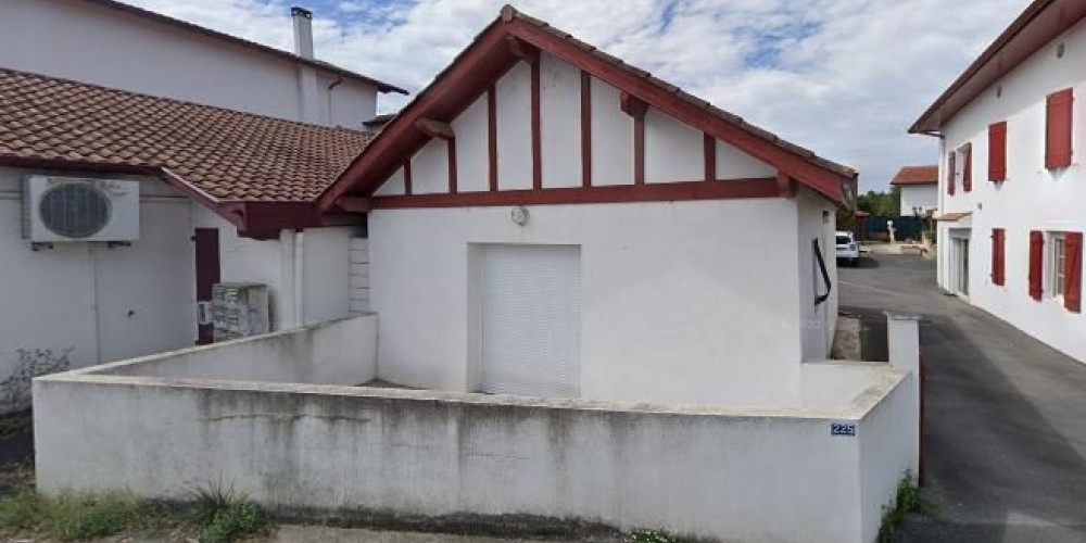 local commercial à USTARITZ (64480)