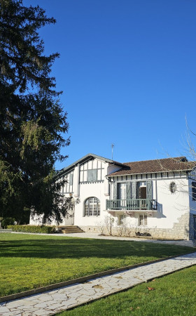 Maison  PUYOO