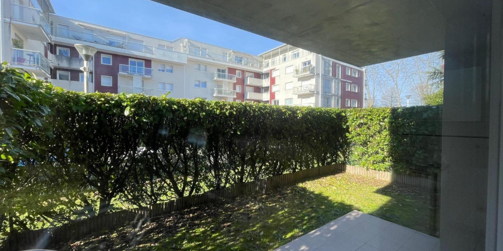 appartement à PAU (64000)