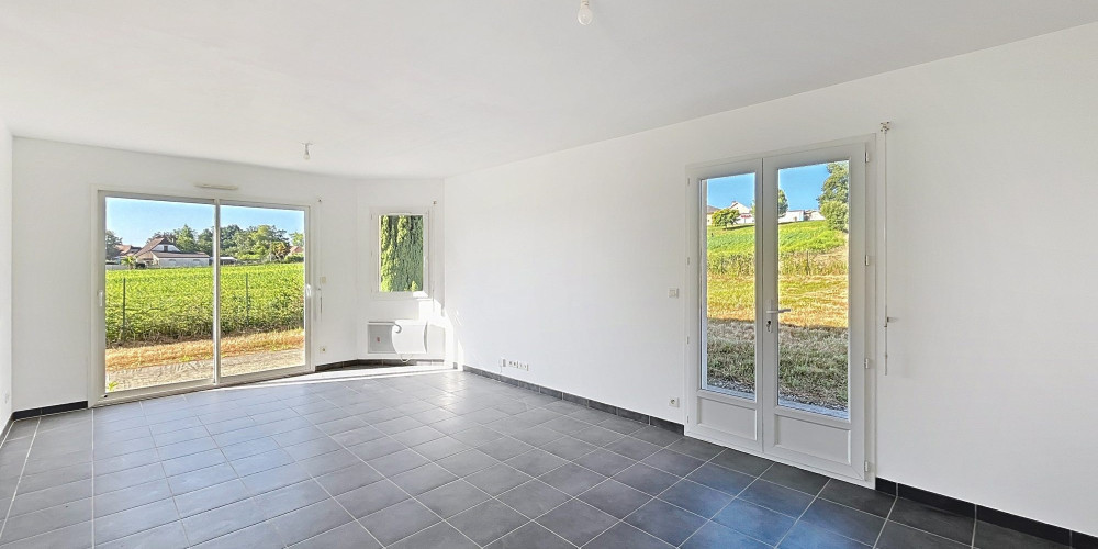 maison à THEZE (64450)