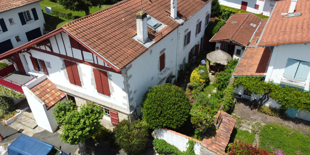appartement à URRUGNE (64122)
