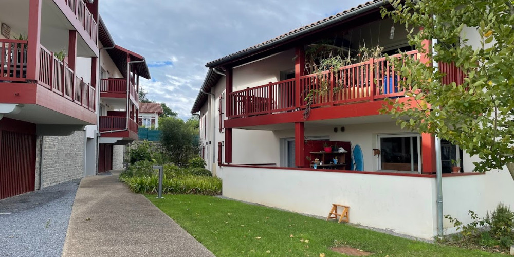 appartement à ARBONNE (64210)