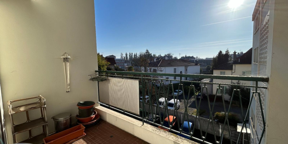 appartement à PAU (64000)